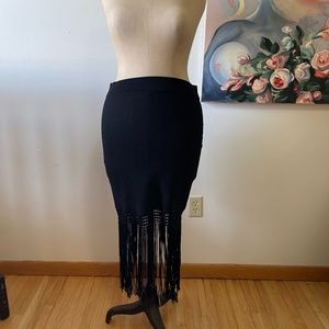 Fringe runway skirt